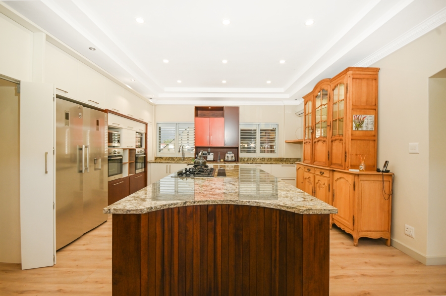 5 Bedroom Property for Sale in Greenways Golf Estate Western Cape